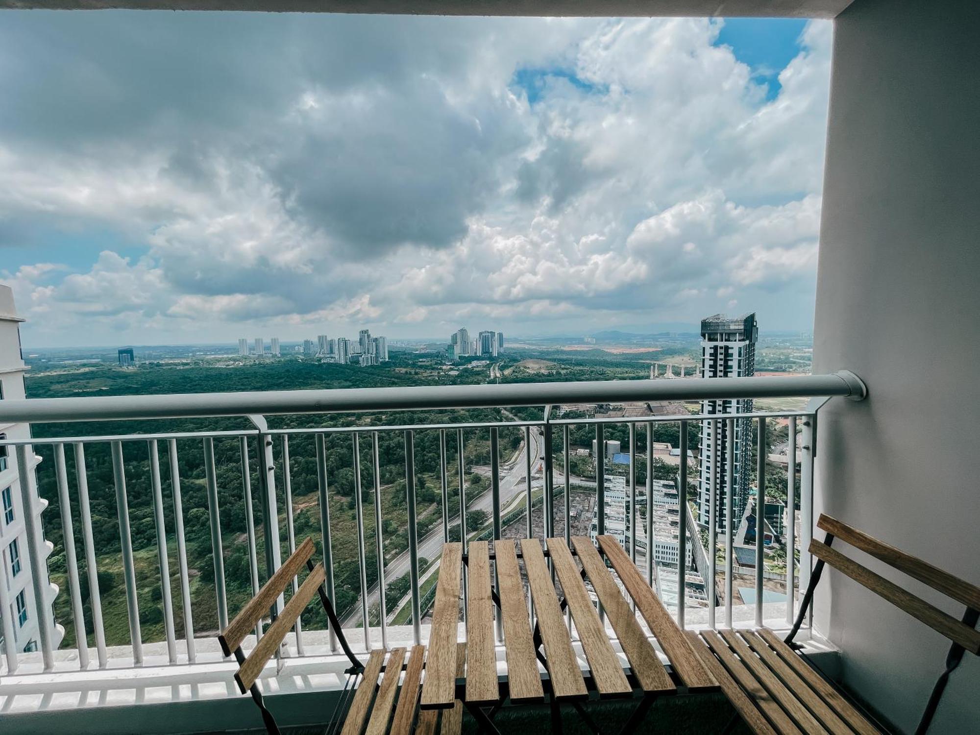 Teega Suites Puteriharbour By Wp Homestay Johor Bahru Esterno foto